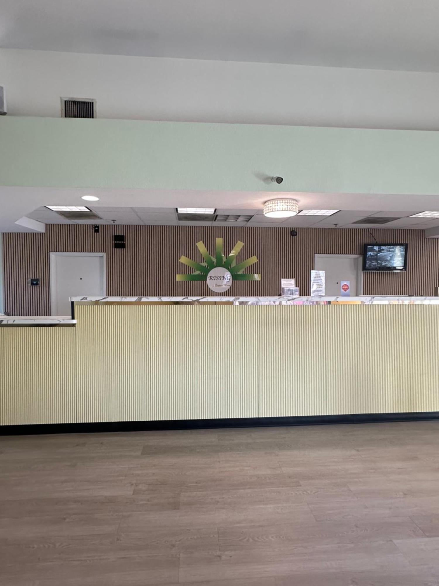 Hotel Rising Фінікс Екстер'єр фото